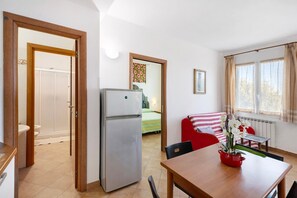 1 bedroom, free WiFi, bed sheets - Apartment 'La Realidad 4' with Shared Pool, Wi-Fi and Air Conditioning (Finale Ligure)