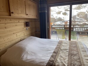 5 chambres, fer et planche Ă repasser, Wi-Fi gratuit, draps fournis