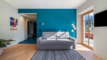 Fernseher, Tischtennisplatte