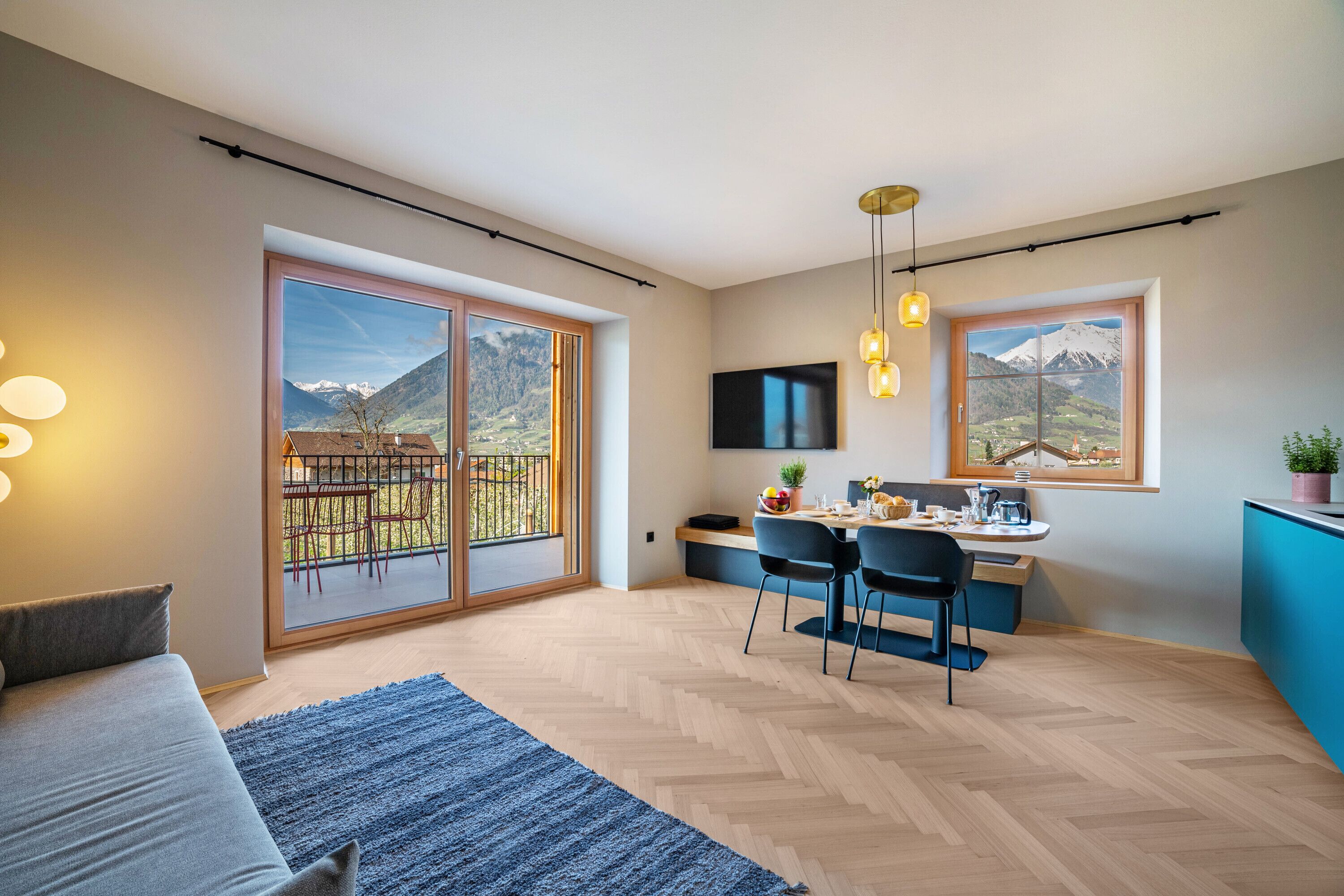 電視、乒乓球設施