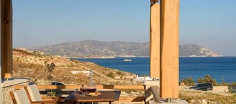 Appartamento 'Kalamitsi View 2' con terrazza privata, Wi-Fi e aria condizionata