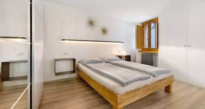 Studio Apartment 'Casa Ciarii 1' with Mountain View, Balcony and Wi-Fi