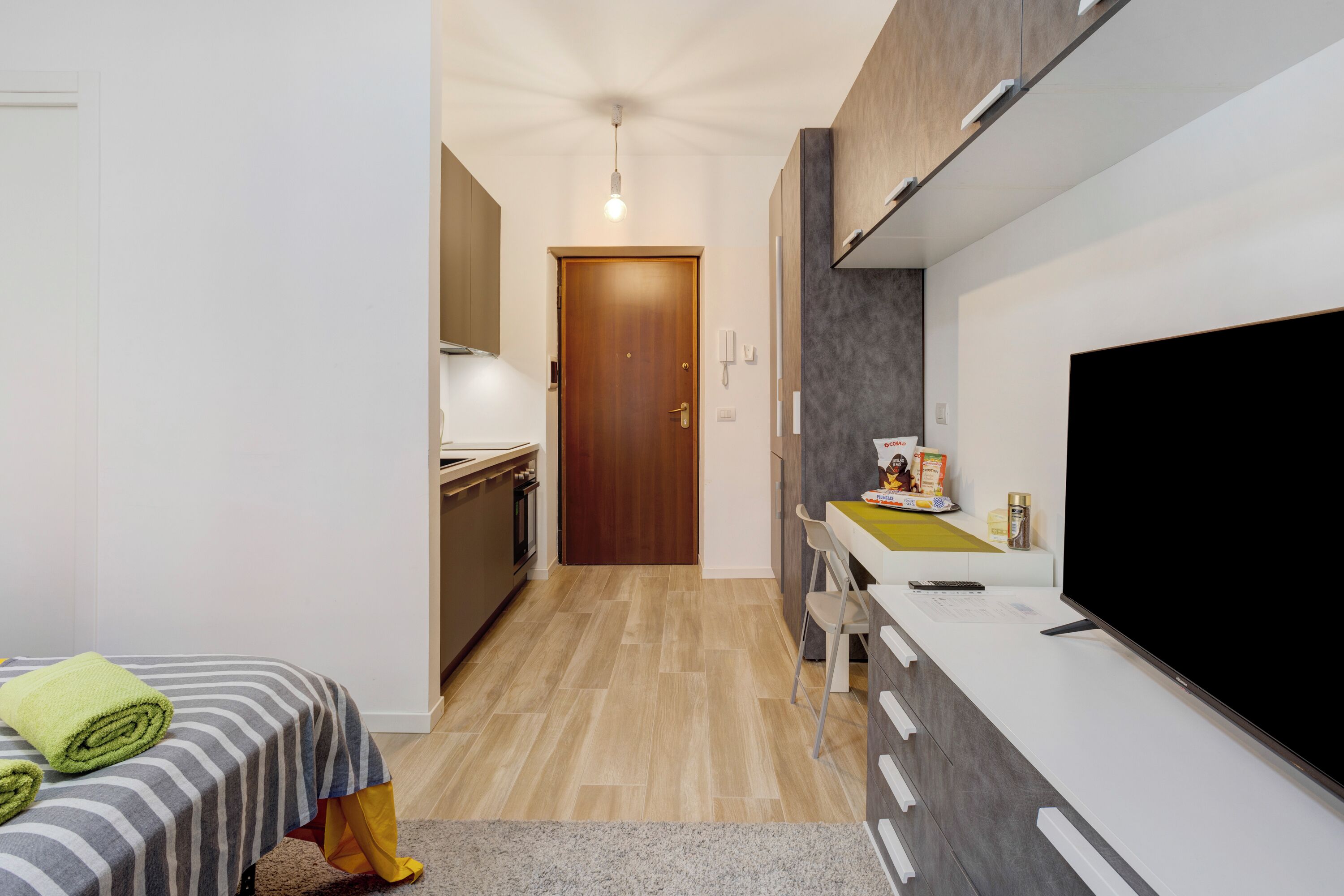 1 camera, Wi-Fi gratuito, lenzuola