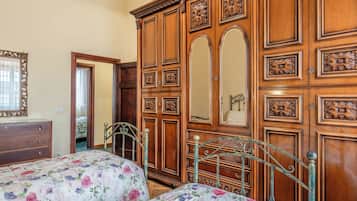 2 chambres, fer et planche Ă  repasser, Wi-Fi gratuit, draps fournis