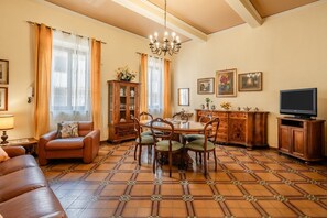 Interior - Holiday Home 'Bellavista Altopascio' with Private Terrace and Wi-Fi (Altopascio)