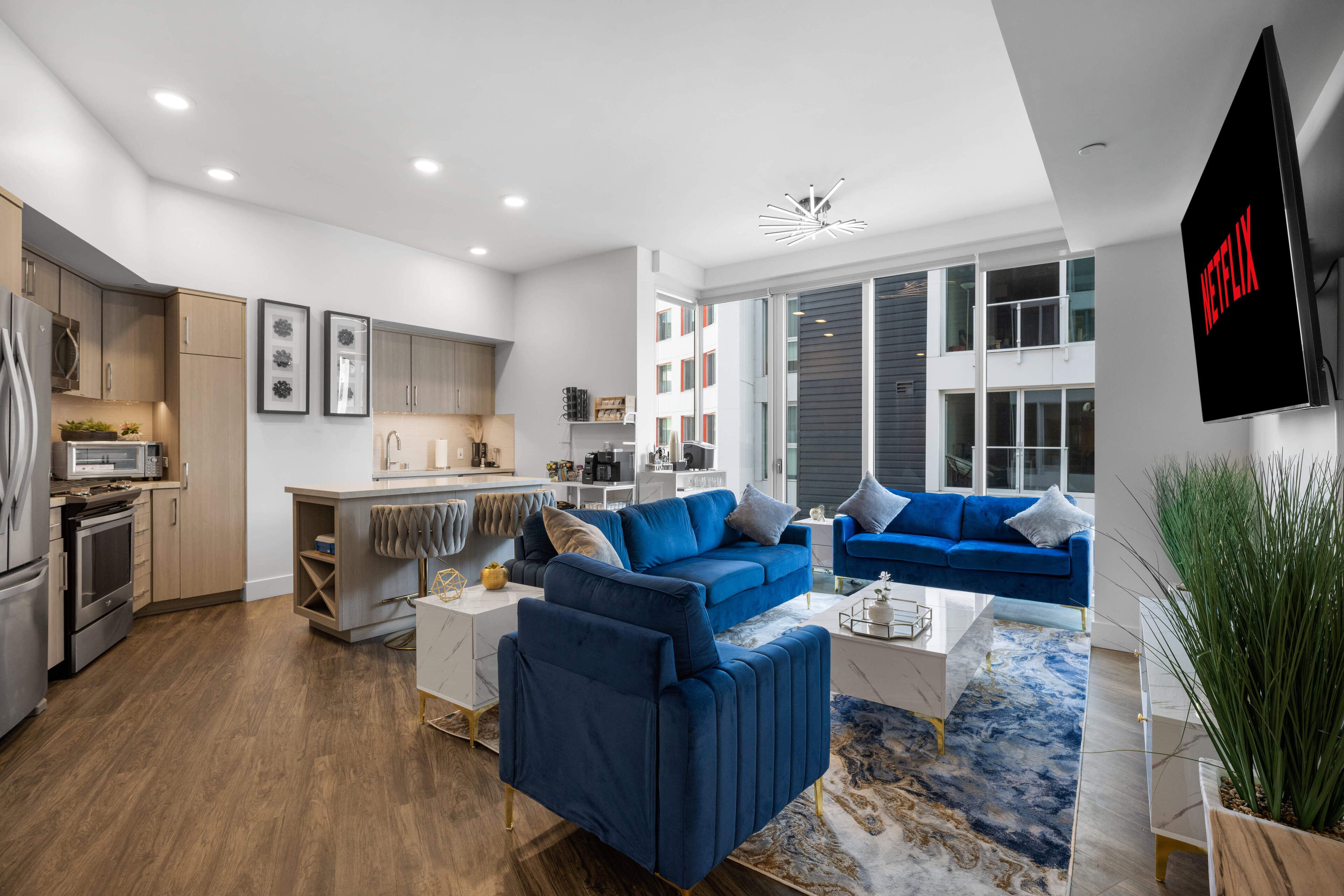 Smart-TV, fotballspill, bordtennis og PC-skjermer