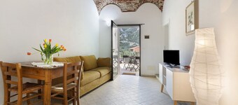 Appartement 'Ciliegio Agriturismo La Ferla' avec terrasse privée et climatisation