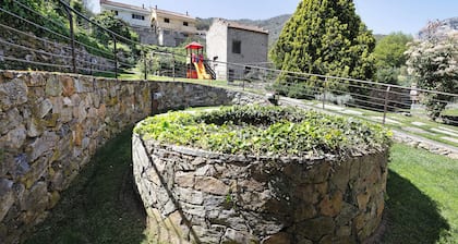 Apartment 'Ciliegio Agriturismo La Ferla' with Private Terrace and Air Conditioning