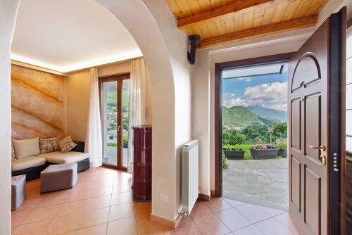 Vacation Home "Loft Bellavista" with Mountain View, Private Terrace & Wi-Fi