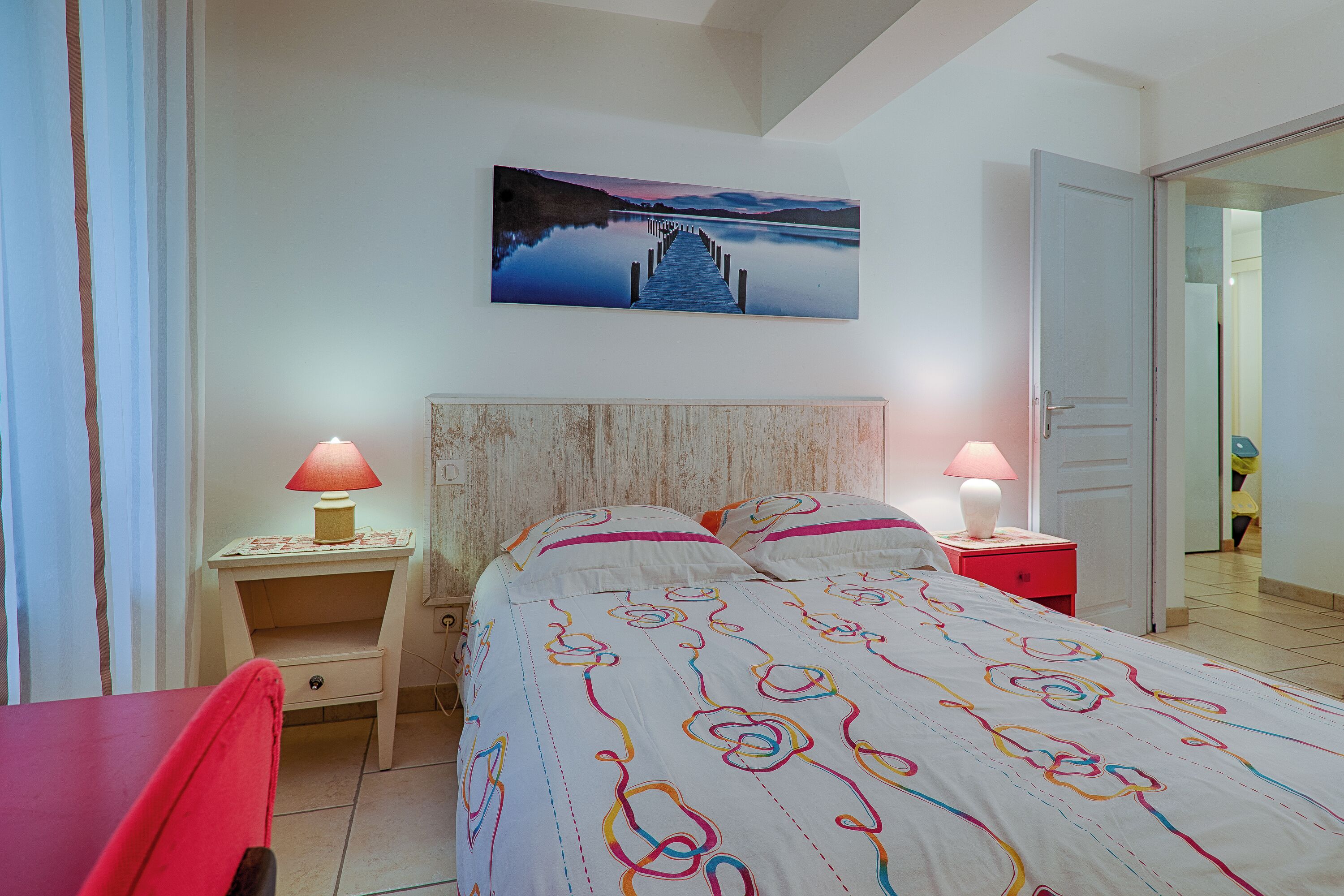 2 slaapkamers, een strijkplank/strijkijzer, gratis wifi, beddengoed