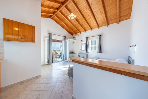 1 camera, Wi-Fi gratuito, lenzuola