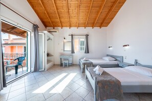 1 bedroom, free WiFi, bed sheets - Studio Apartment 'Kavos Panorama 112' with Sea View, Wi-Fi (Ke????a)