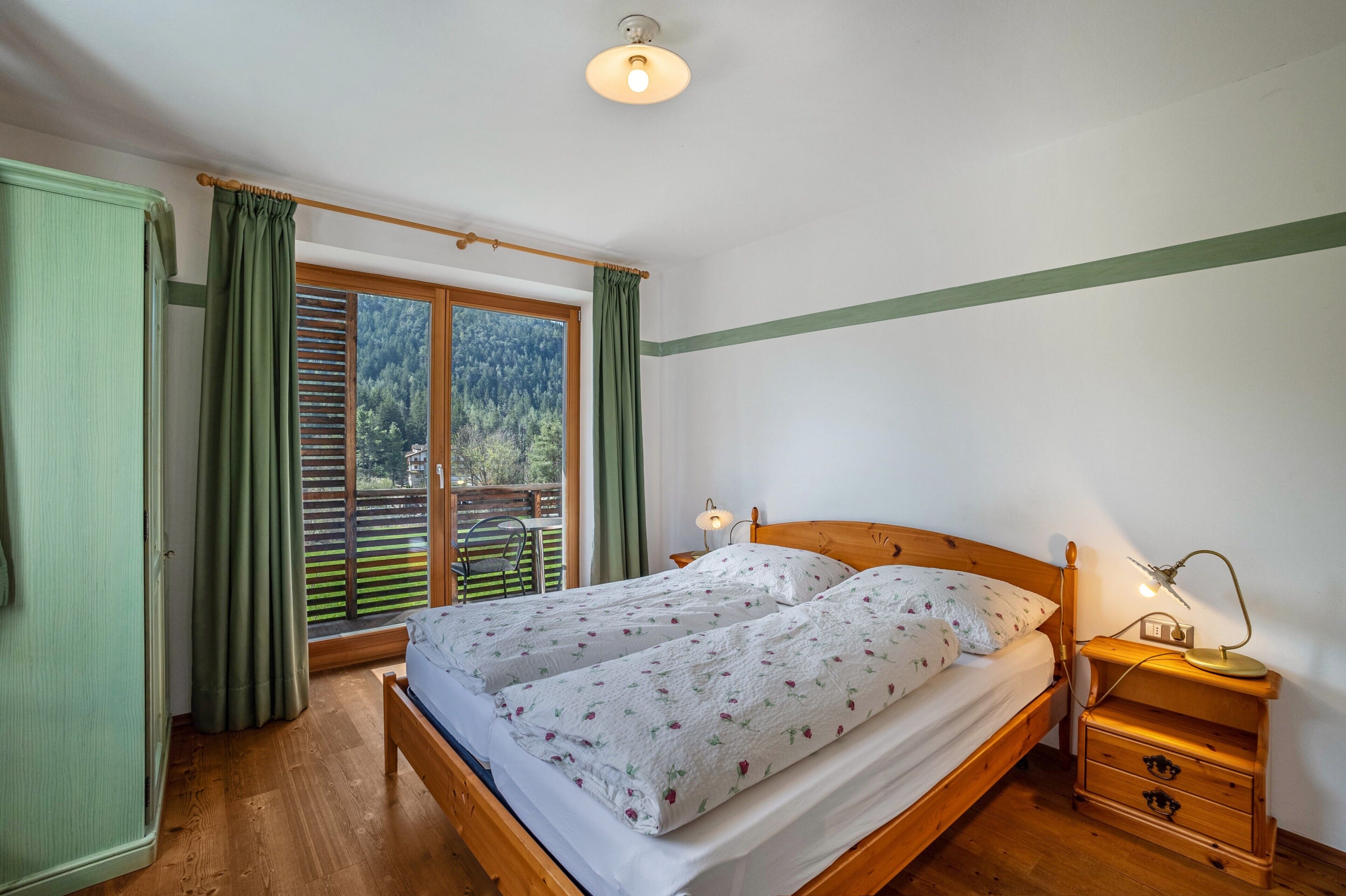 2 habitaciones, wifi gratis y ropa de cama 