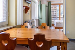 2 chambres, Wi-Fi gratuit, draps fournis