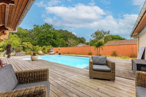La Farniente – Maison verte avec piscine au sel, proche des plages du Médoc