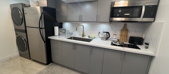 Cozy 2 Bed Room Basement Apartment by HWY 401 Near Pearson International Airport