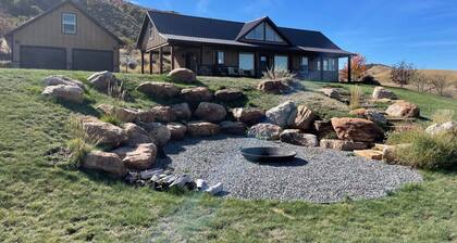 Glendale Reservoir Retreat (Kayaks, Paddleboards & Tubes!)