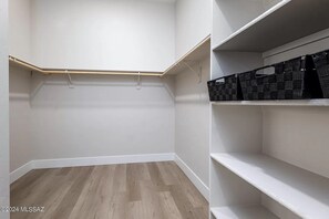 Interior - Prime Location Retreat! (Tucson)