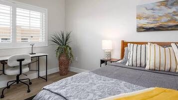 1 quarto, escrivaninha, ferros/tábuas de passar roupa, Wi-Fi