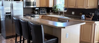 Peaceful Home on 1 Acre, where wildlife roams free amidst scenic beauty