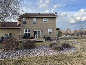 Exterior - Peaceful Home on 1 Acre, where wildlife roams free amidst scenic beauty (Missoula)