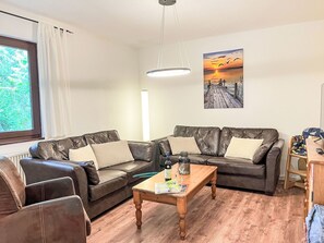 Télévision, cheminée