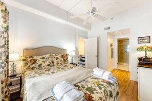 1 bedroom, iron/ironing board, WiFi, bed sheets - Mountain Majesty/ Sugar Mountain (Sugar Mountain)