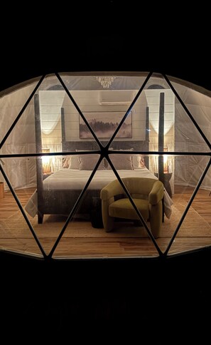 1 chambre, accès au Wi-Fi (inclus), literie fournie