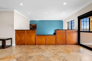 Lobby - Quality Inn & Suites McAlester on Hwy 69 (McAlester)