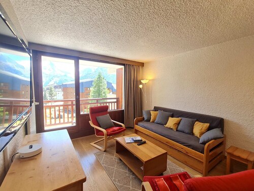 Big apt 6/7 ppl near the ski runs