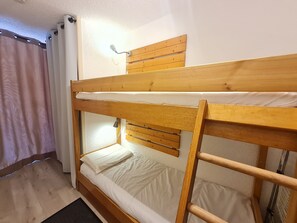 Room - Studio 4 ppl, balcony mountain view (Les Deux Alpes)