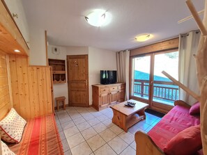 1 bedroom, bed sheets - Mountain appt, huge balcony, confortable 8ppl (Les Deux Alpes)