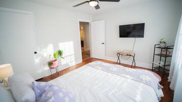 2 chambres, lit parapluie, Wi-Fi, draps fournis