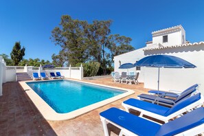 Pool - 4 Bed Villa With Pool & Tennis Court & Walking Distance to Town Centre (Carvoeiro)