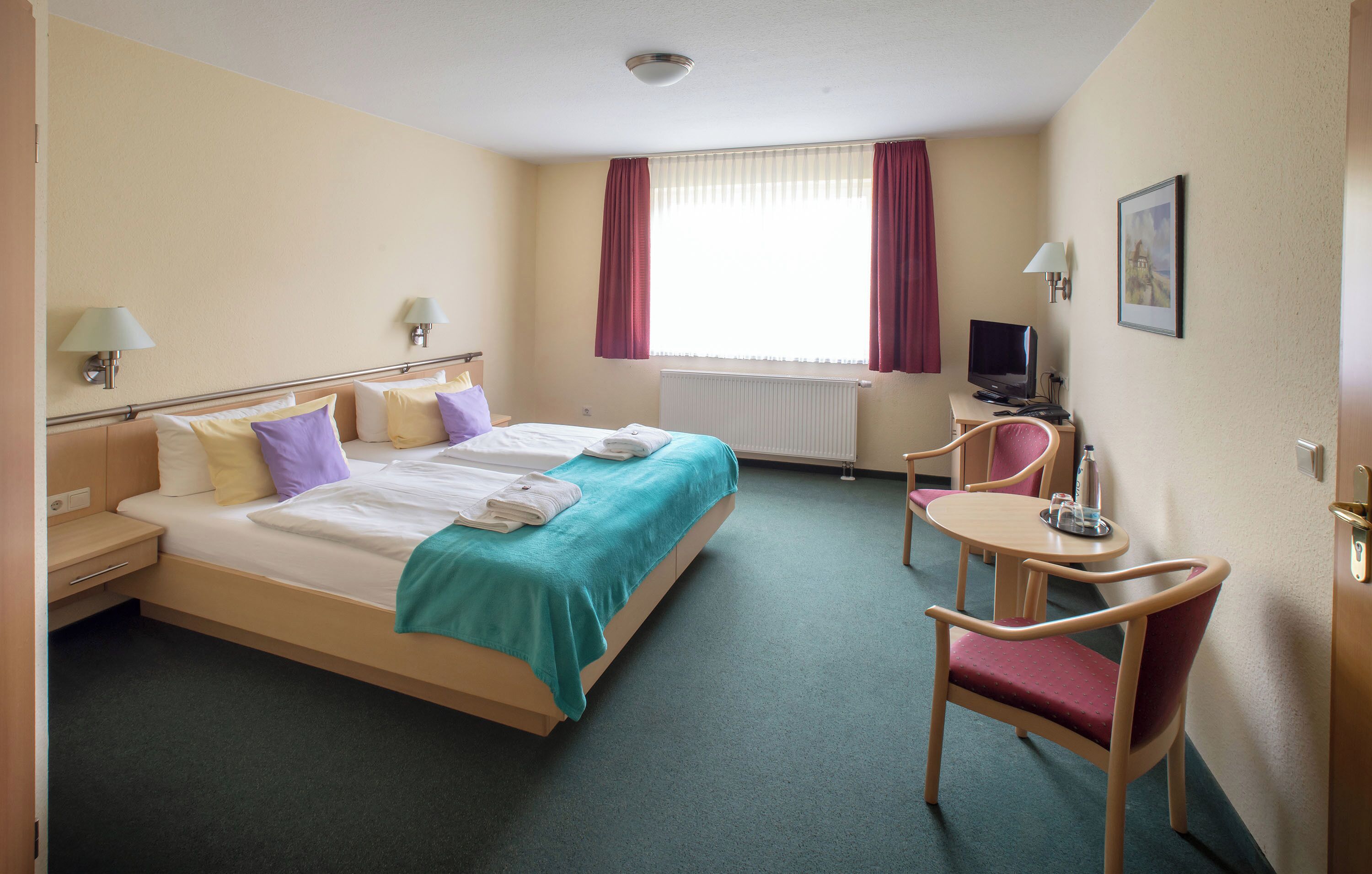 Free WiFi, bed sheets