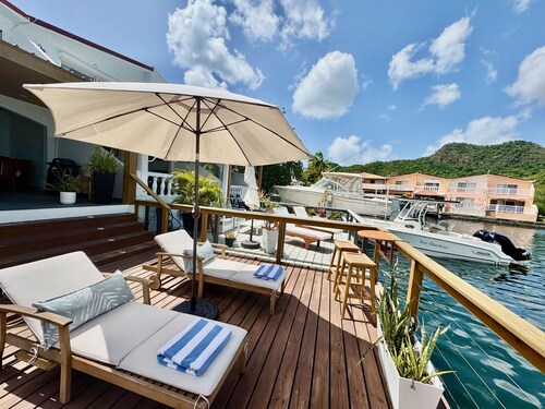 Exquisite Waterfront Villa