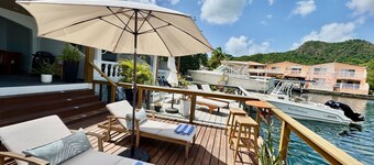 Exquisite Waterfront Villa