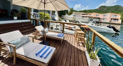 Exquisite Waterfront Villa