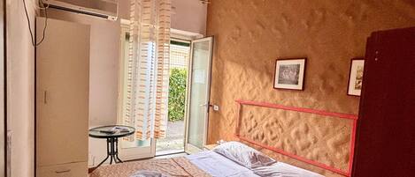 6 quartos, Wi-Fi, roupa de cama