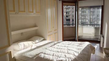 3 makuuhuonetta, vauvan matkasänky, ilmainen Wi-Fi