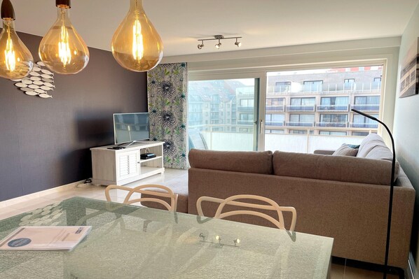Smart-TV og DVD-spiller