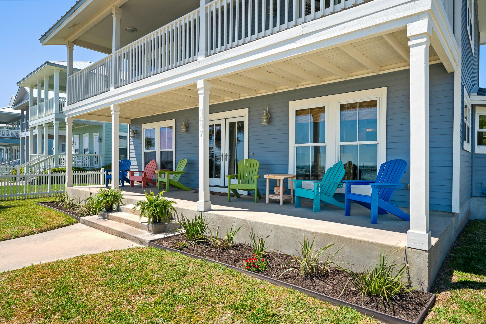 Charming Waterview Home In Old Rockport