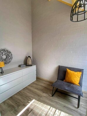 Interior - Schoneveld 147 of type Duinroos located at the Schoneveld holiday park built as a 4-bedroom semi-detached house, the Dune Rose is very practical and cosy. The house is particularly suitable for 1 to 4 persons. (Breskens)