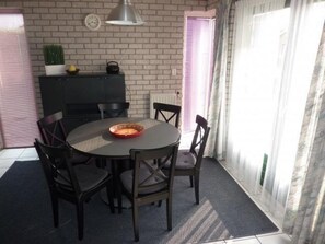 تناول الطعام