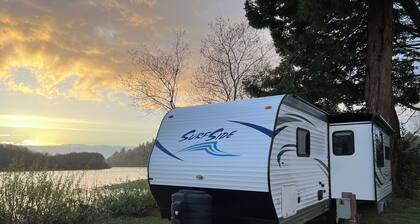 Surftside glamping rv - Site #17