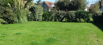 A detached 6-person bungalow with approx. 102m2 of living comfort and a lovely garden.