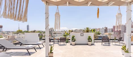 Deluxe Apartment | Rooftop terrace