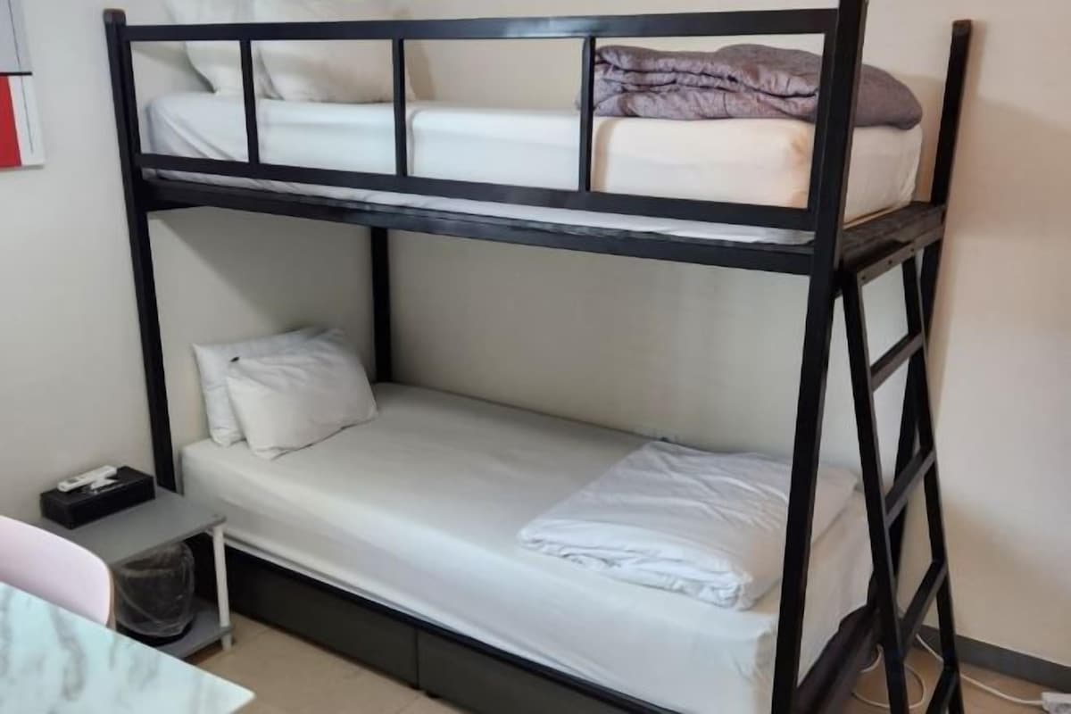 2 bedrooms, free WiFi