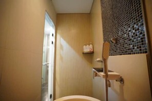Familien-Suite | Badezimmer