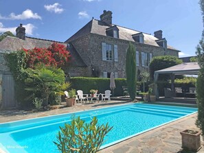 Pool - Charming cottage with shared pool and all comforts included (Rives-d'Andaine)